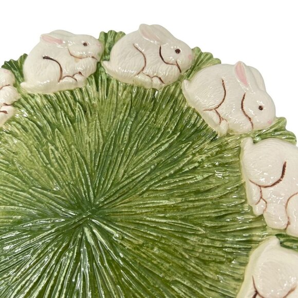 VTG EASTER MAJOLICA RABBITS IN GRASS POTTERY 10 inch PLATE PLATTER HAND PAINTED - Picture 7 of 8